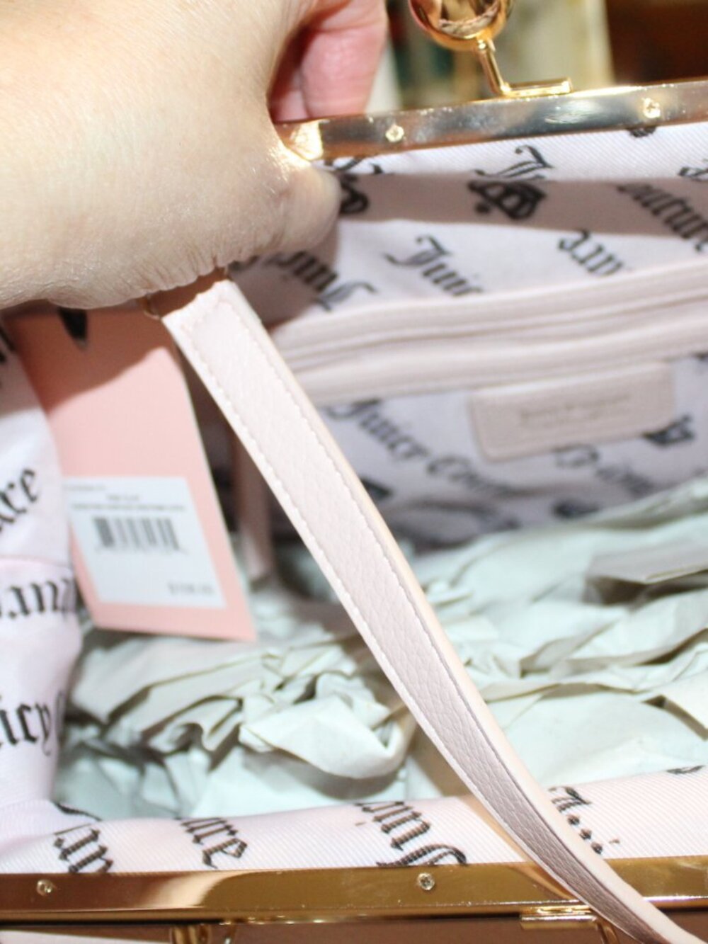 NWT Juicy Couture Pink Kiss Loch Purse. STUNNING! - Picture 10 of 16